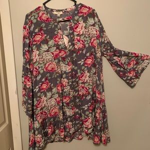 Umgee pink and gray floral tunic